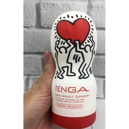 Потрясающее наслаждение - Мастурбатор - Tenga Keith Haring Deep Throat Cup, цвет: белый