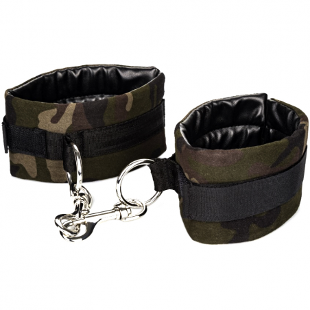 Универсальный аксессуар для удовольствия - Наручники Camo Universal Cuffs 