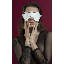 Маска закрытая с заклепками Feral Fillings - Blindfold Mask 